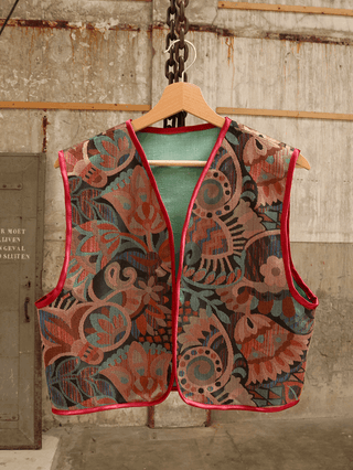 Reworked gilet bloemen & linnen