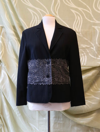 Reworked blazer met bladeren kant - Maat M